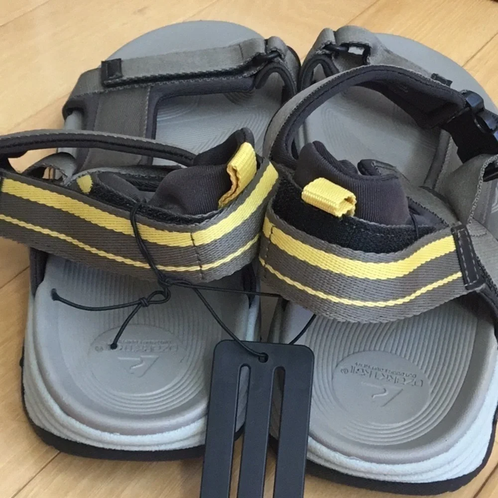 OZARK trail Outdoor Trek adjustable Ankle Strap Sandals. Men’s size 13